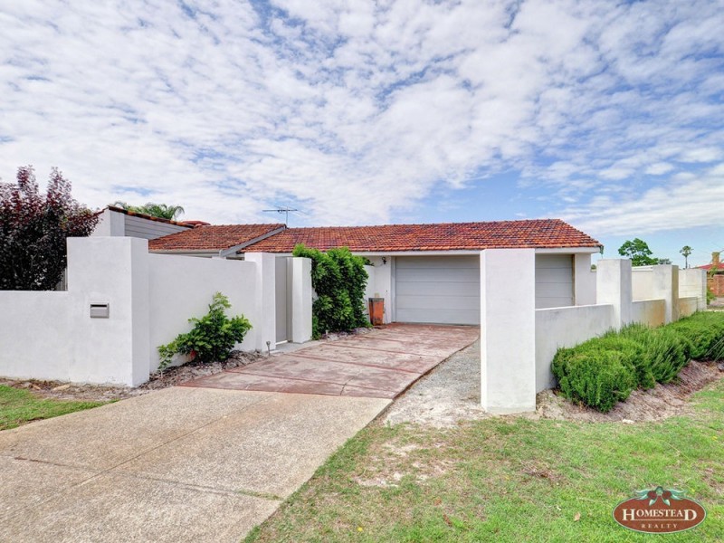 1 Empen Court, Leeming WA 6149