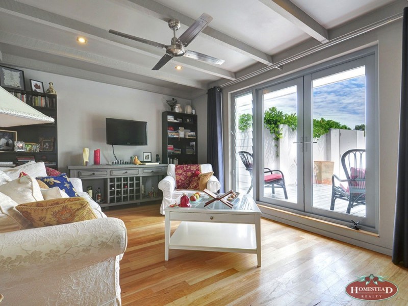 1 Empen Court, Leeming WA 6149