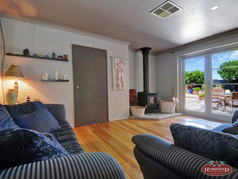 1 Empen Court, Leeming WA 6149