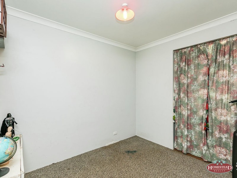 82 Victoria Parade, Midvale WA 6056