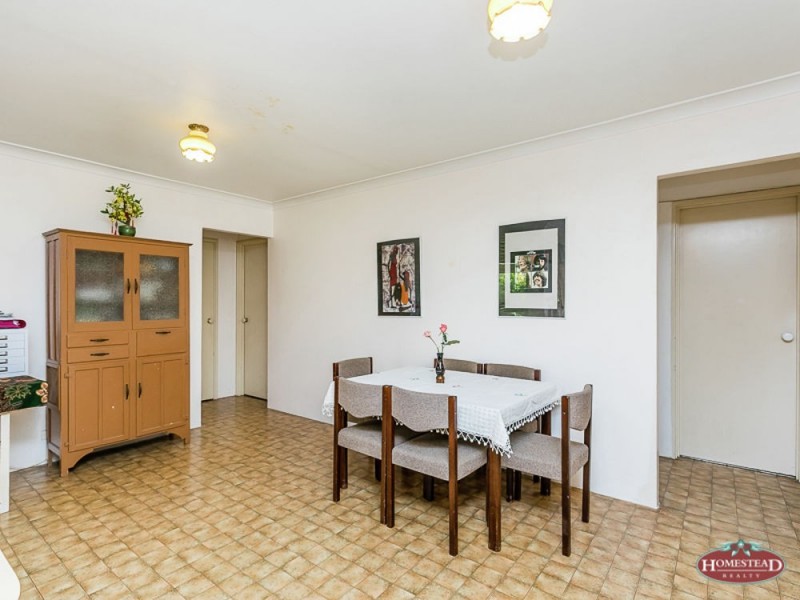 82 Victoria Parade, Midvale WA 6056