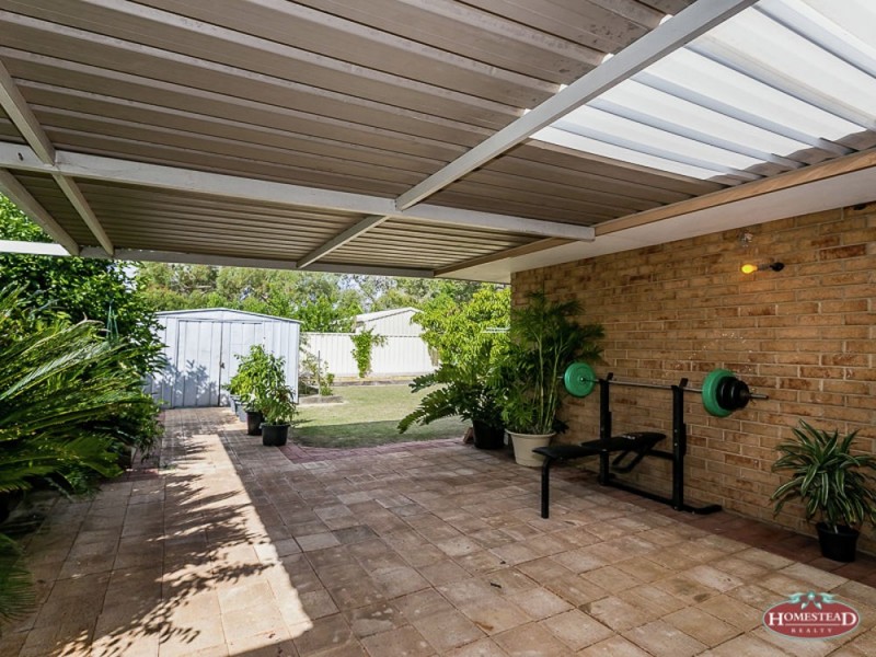 82 Victoria Parade, Midvale WA 6056