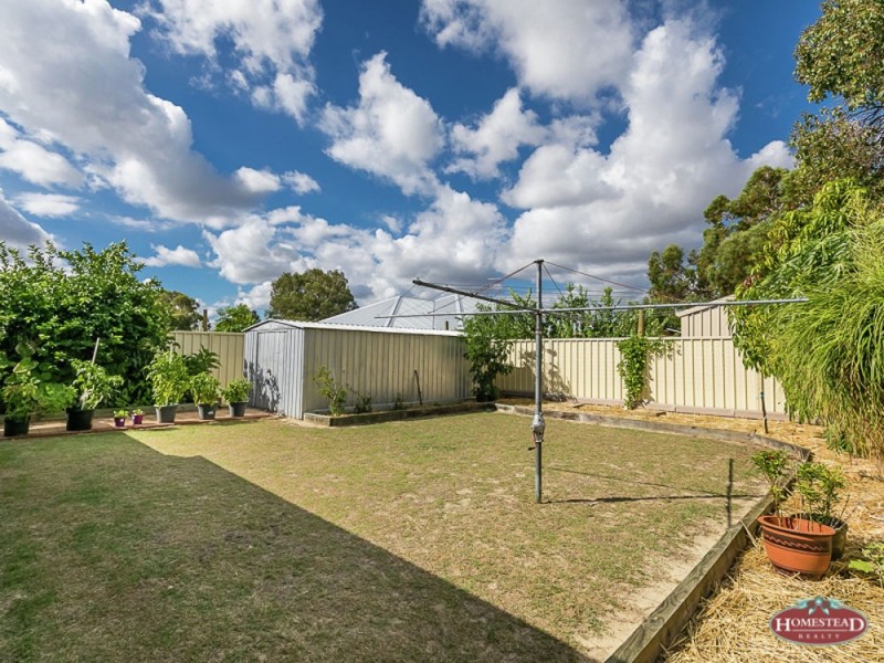 82 Victoria Parade, Midvale WA 6056