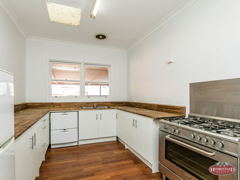 40 Priestley Road, Embleton WA 6062