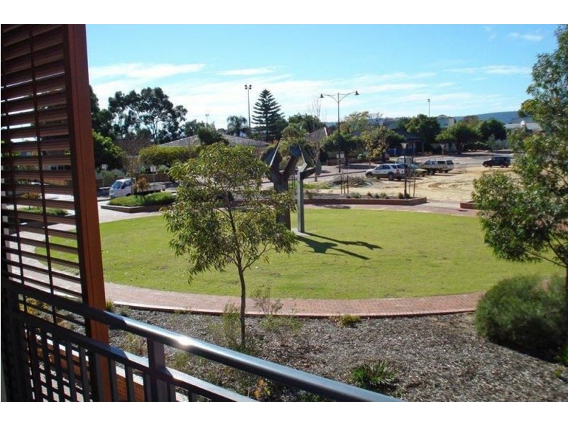 41/42 The Crescent, Midland WA 6056