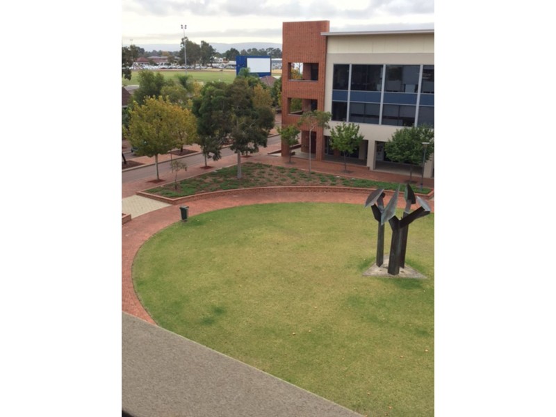 41/42 The Crescent, Midland WA 6056