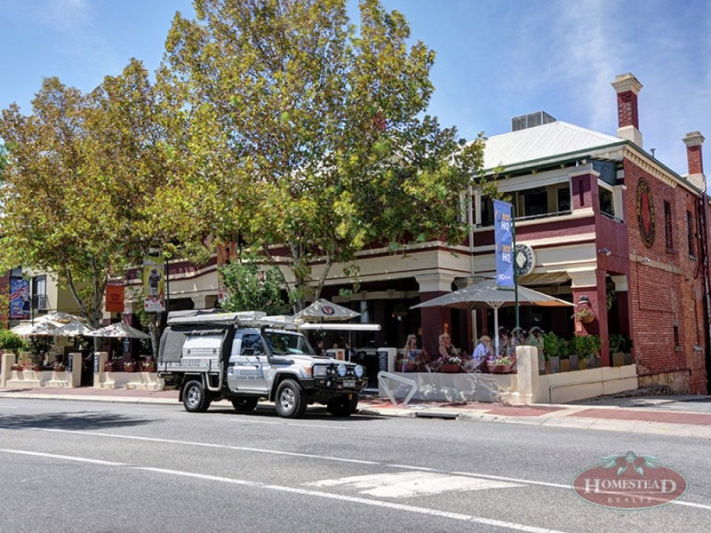 2/290 Stirling Street, Highgate WA 6003