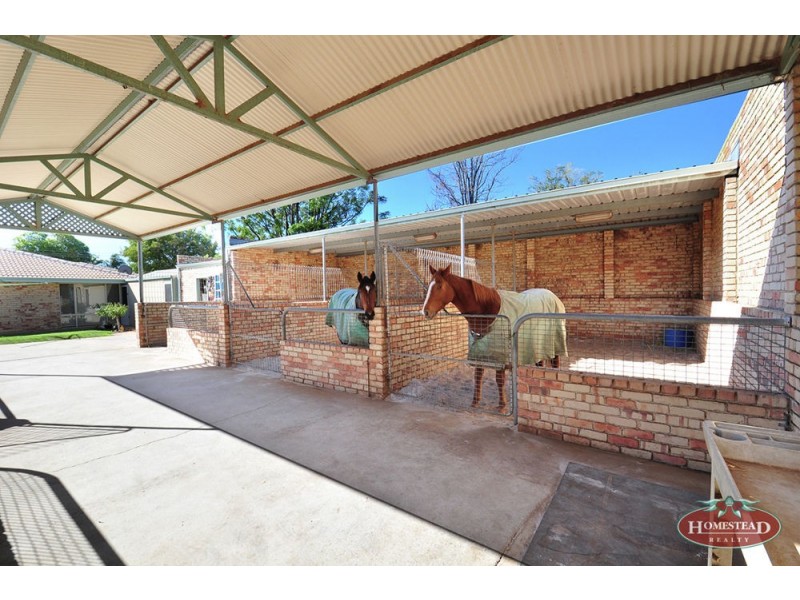 10 Kalgoorlie Street, Ascot WA 6104