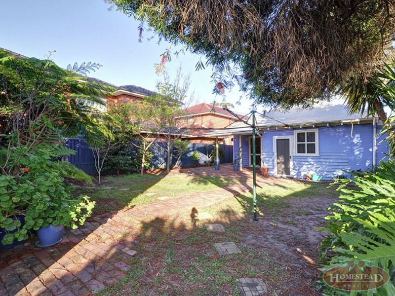 1 Warnes Street, Maylands WA 6051