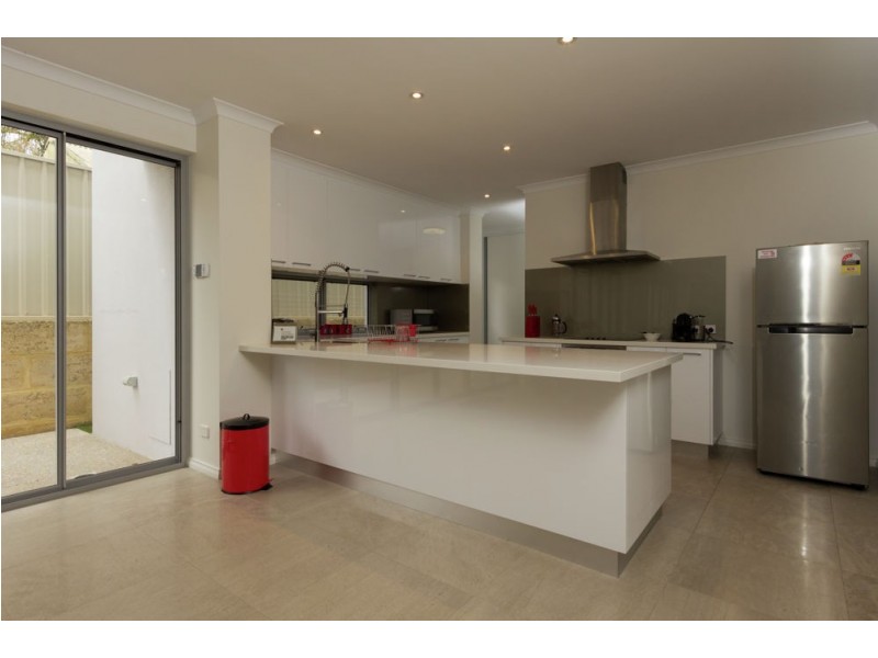 63 Alma Rd, Mount Lawley WA 6050