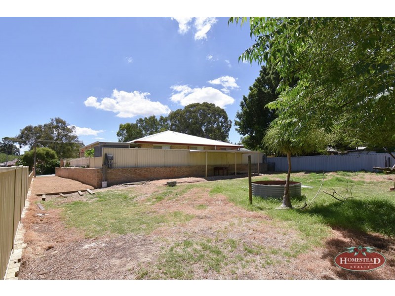 39 Holmesdale Road, Woodbridge WA 6056