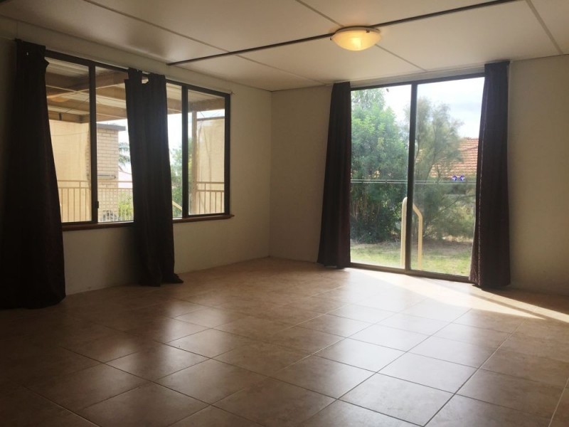 31 Albourne Place, Balga WA 6061