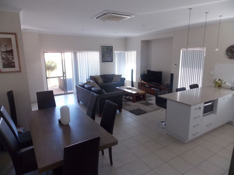 3/28 Lawrence Street, Bayswater WA 6053