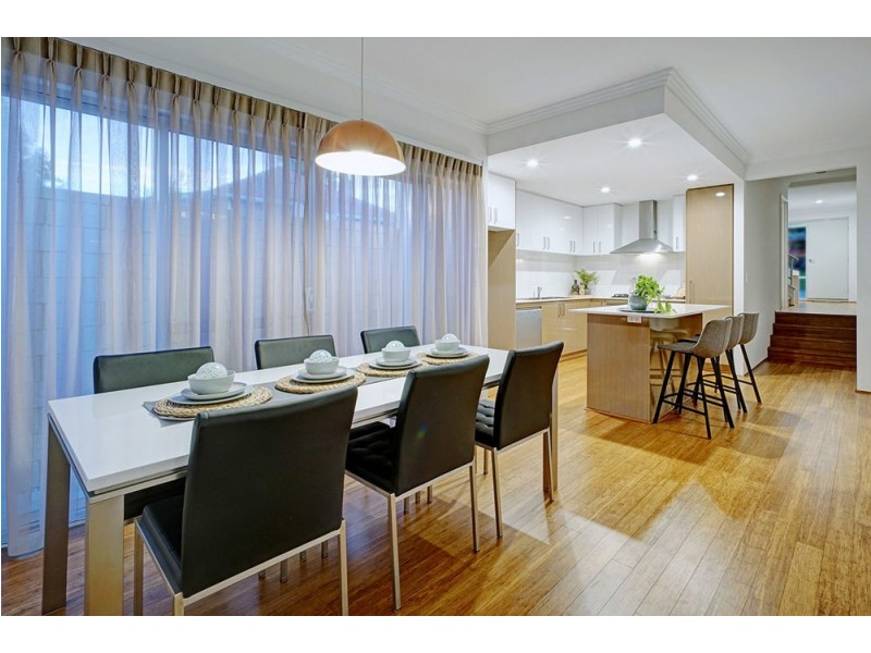 11 Wholley Street, Bayswater WA 6053