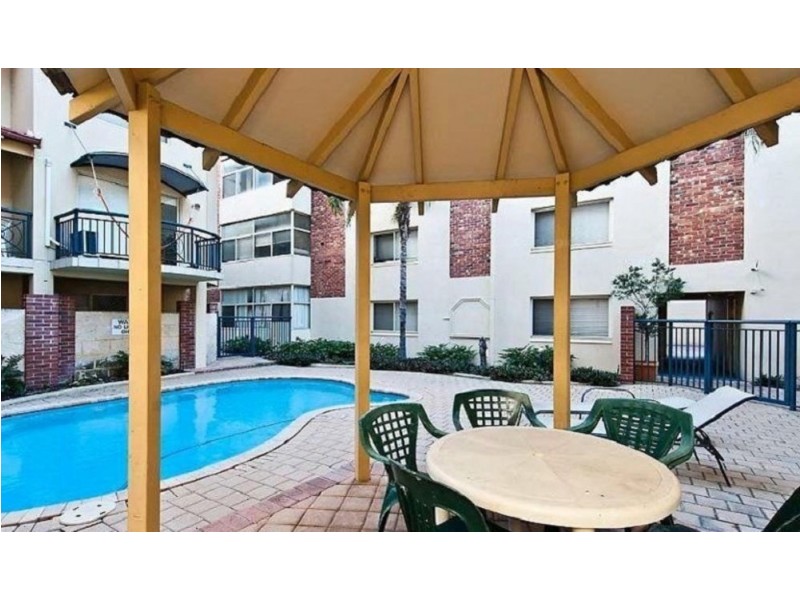 4/138 Adelaide  Tce, East Perth WA 6004
