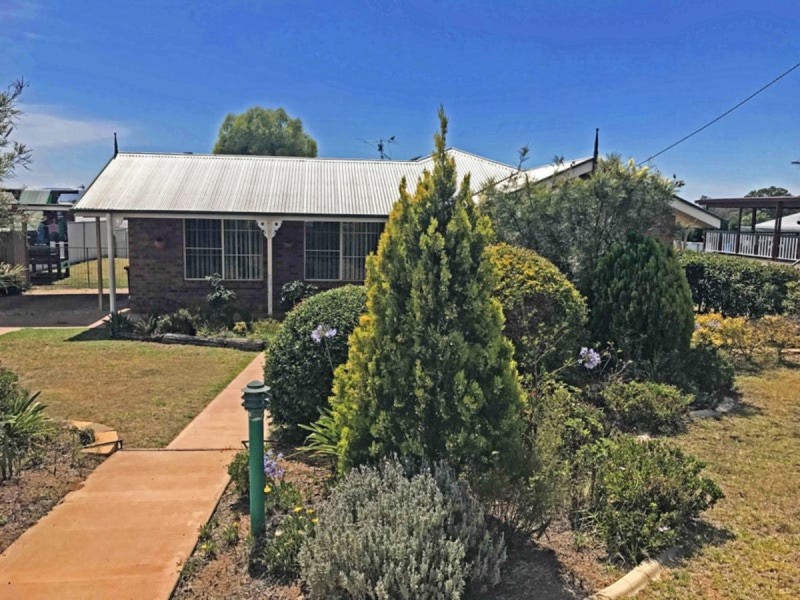 24 Ross Street, Warwick QLD 4370