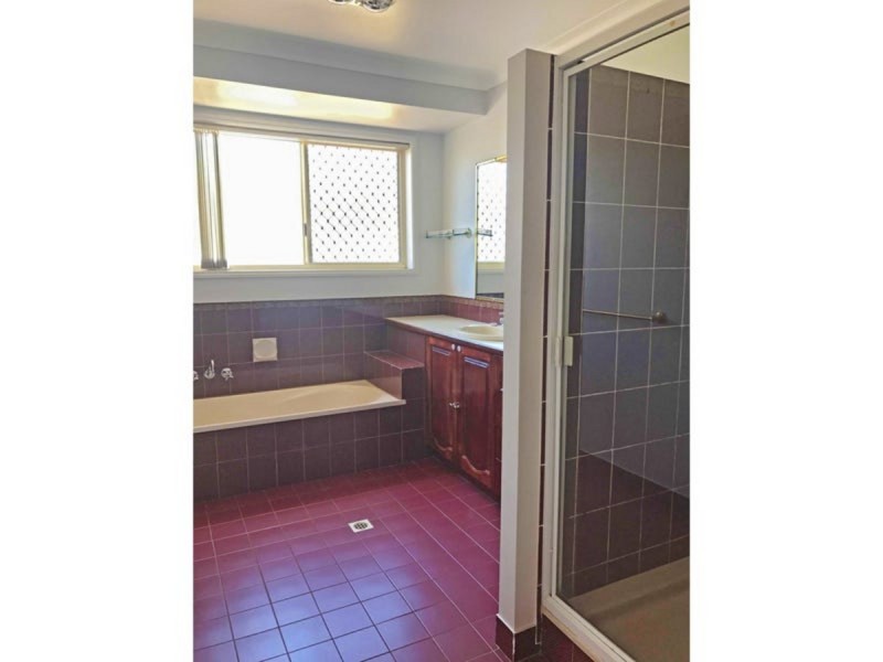 24 Ross Street, Warwick QLD 4370