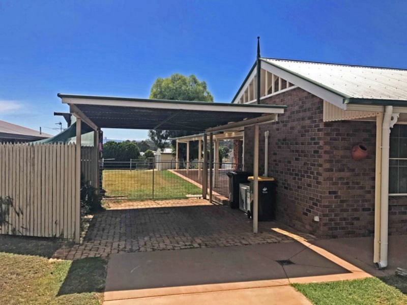 24 Ross Street, Warwick QLD 4370