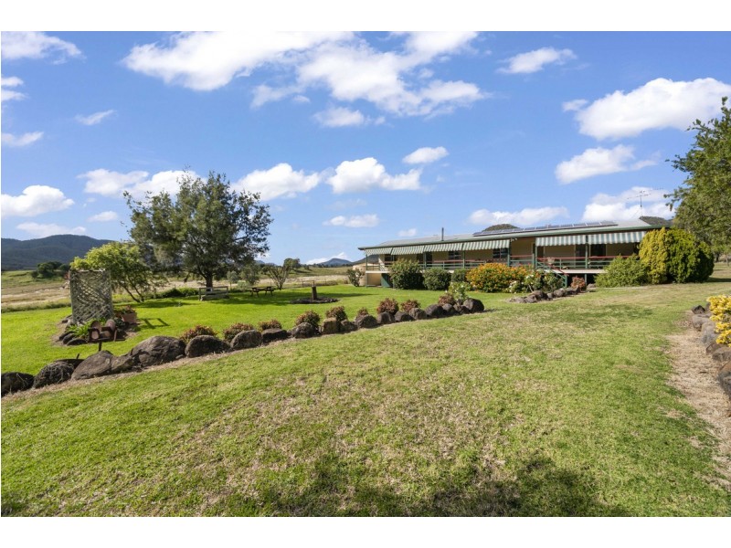 43 Warreners Road, Swanfels QLD 4371