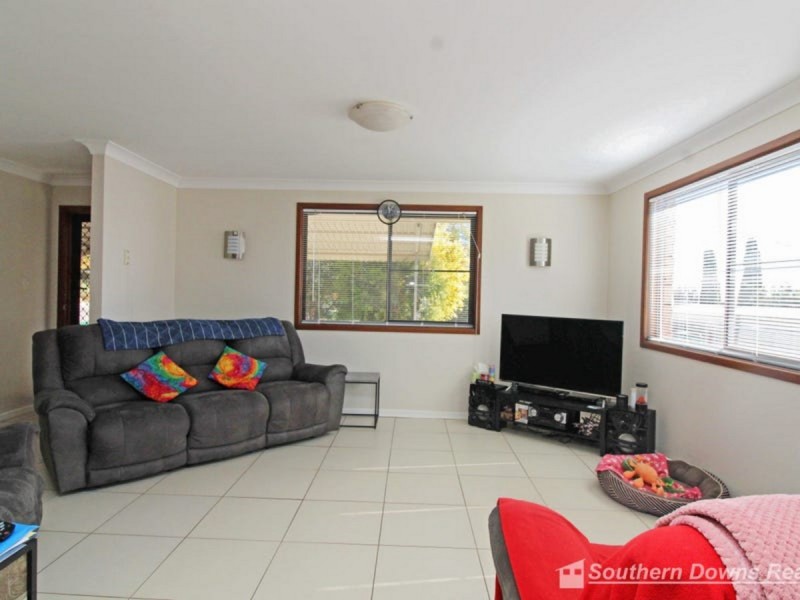 10 Self Street, Warwick QLD 4370