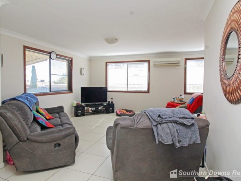 10 Self Street, Warwick QLD 4370