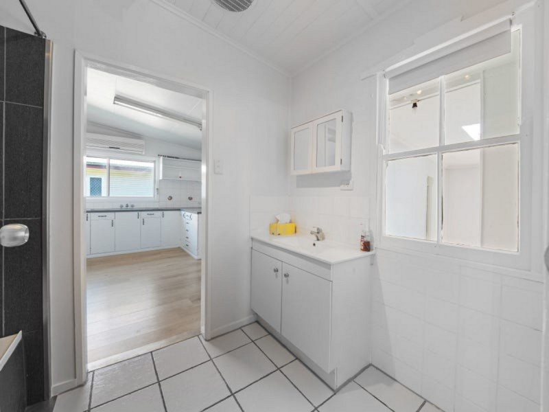 91 Pratten Street, Warwick QLD 4370