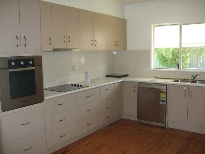 28 High Street, Warwick QLD 4370