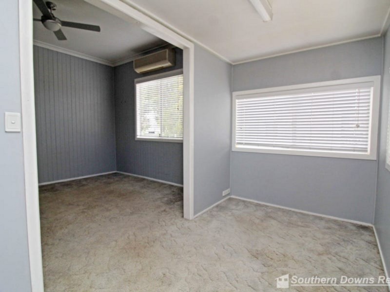 4 McEvoy Street, Warwick QLD 4370