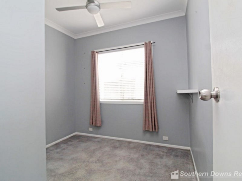 4 McEvoy Street, Warwick QLD 4370