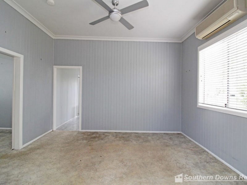 4 McEvoy Street, Warwick QLD 4370