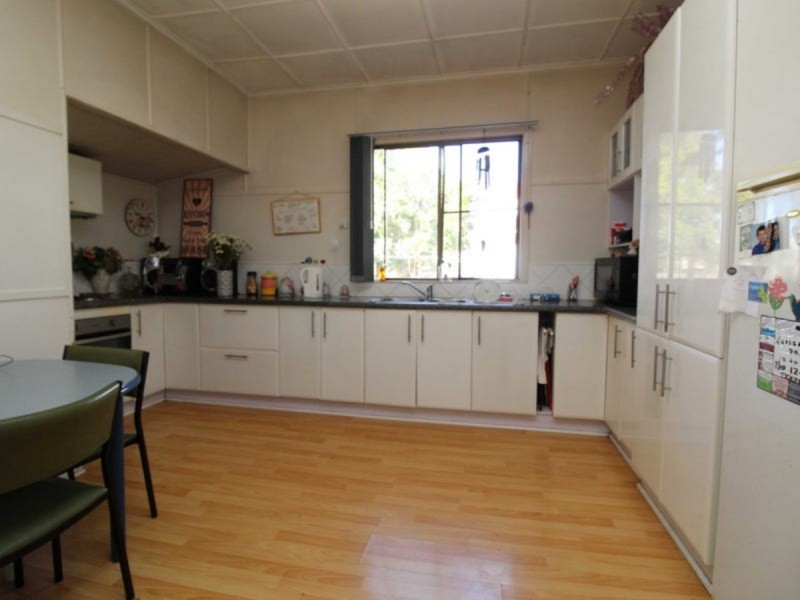 14 Gore Street, Warwick QLD 4370