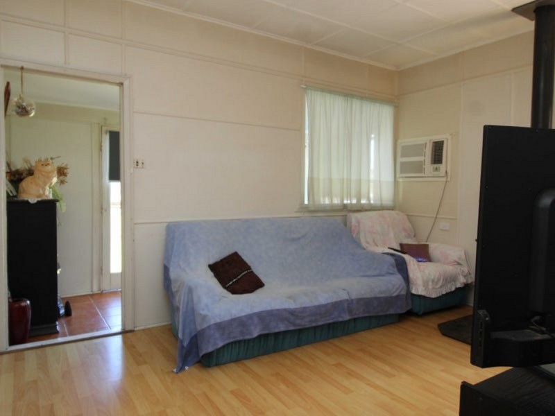 14 Gore Street, Warwick QLD 4370