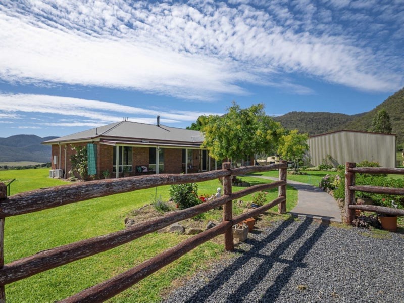 141 Warreners Road, Swanfels QLD 4371