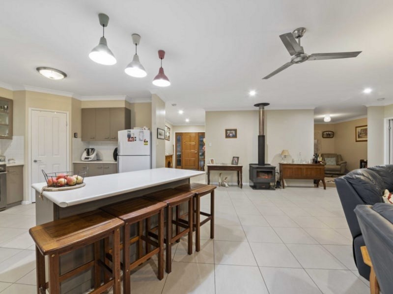 141 Warreners Road, Swanfels QLD 4371