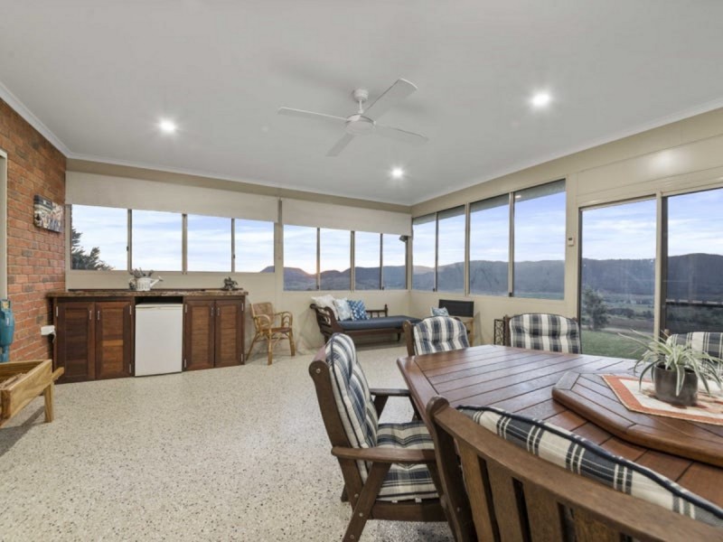 141 Warreners Road, Swanfels QLD 4371