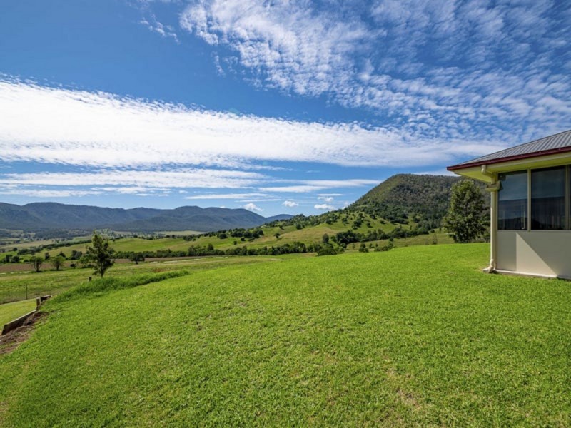 141 Warreners Road, Swanfels QLD 4371