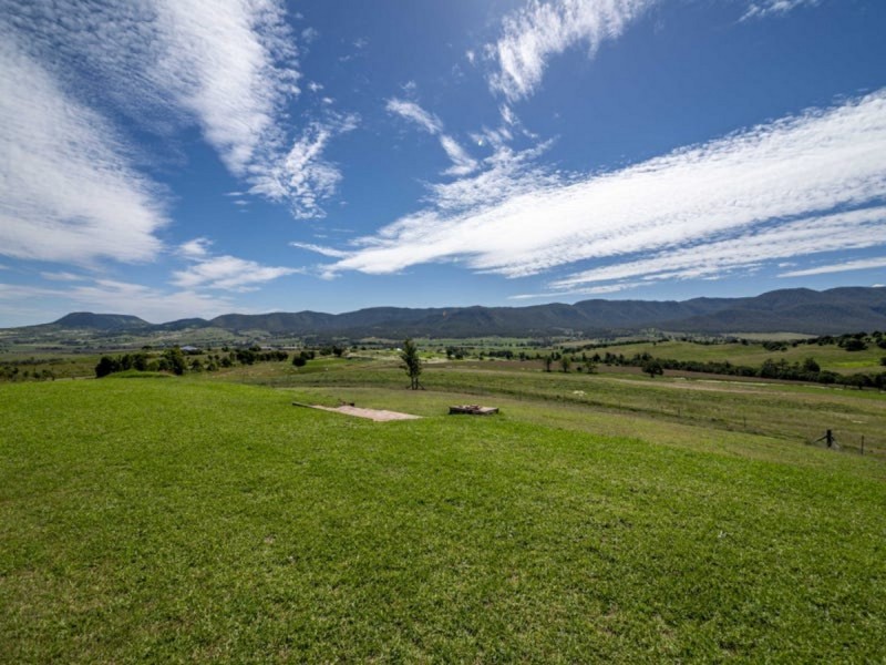 141 Warreners Road, Swanfels QLD 4371