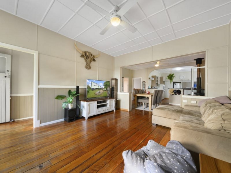 42 Albert Street, Warwick QLD 4370