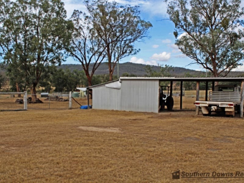 372 Thanes Creek Road, Thanes Creek QLD 4370