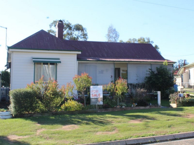 11 Rose Street, Warwick QLD 4370