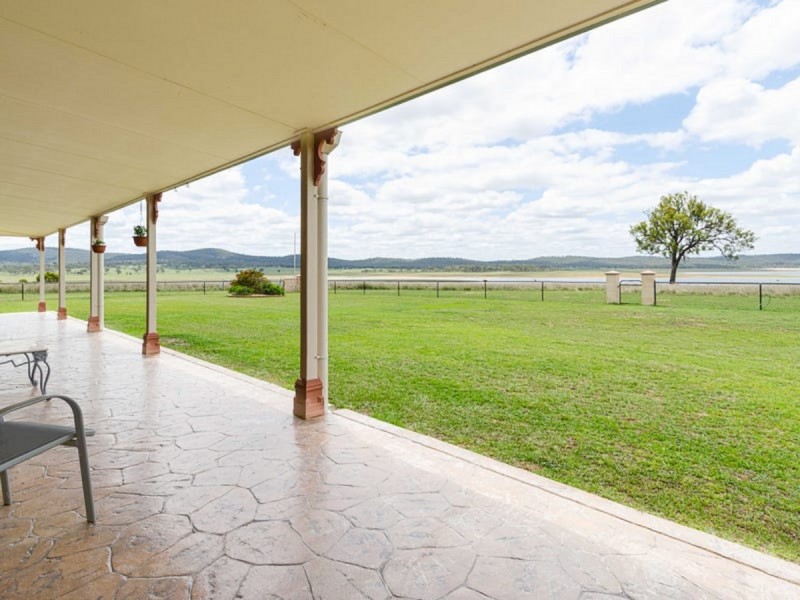2 Glenvale Road, Leslie Dam QLD 4370