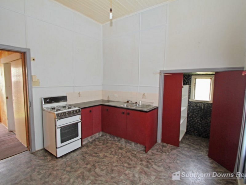 10 Pine Street, Warwick QLD 4370