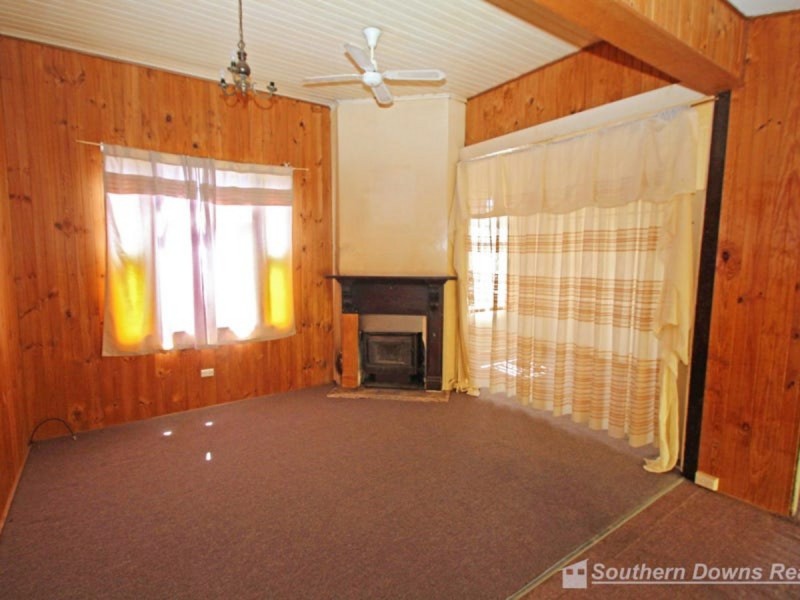 10 Pine Street, Warwick QLD 4370