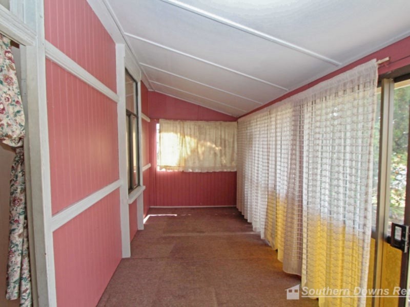 10 Pine Street, Warwick QLD 4370