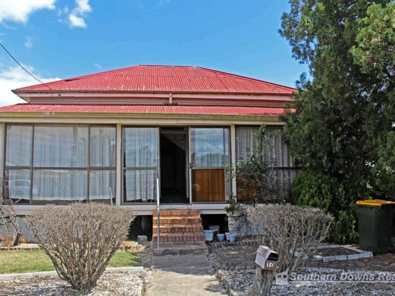 10 Pine Street, Warwick QLD 4370