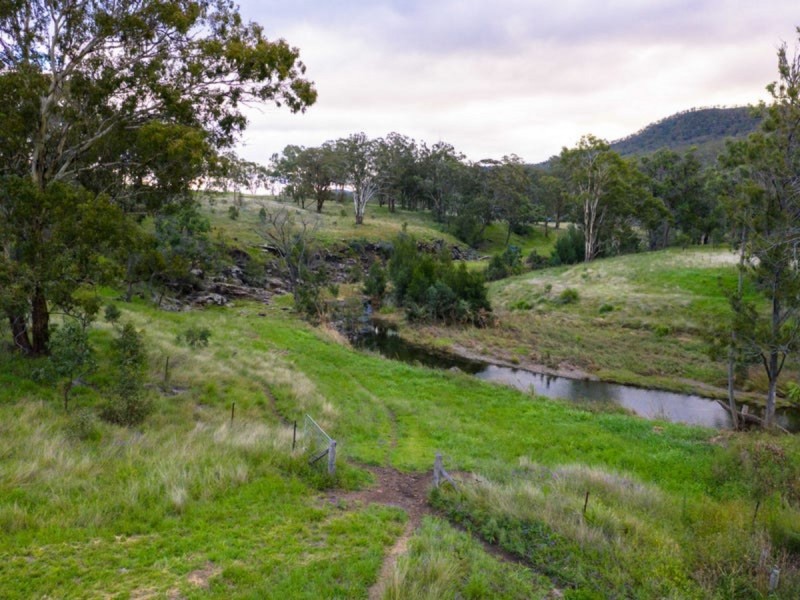 13 Top Swanfels Road, Swanfels QLD 4371