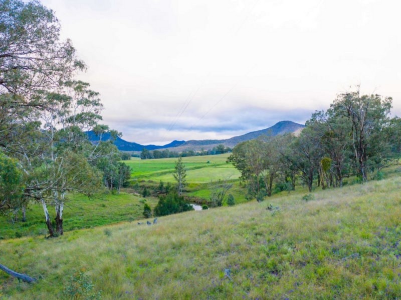 13 Top Swanfels Road, Swanfels QLD 4371