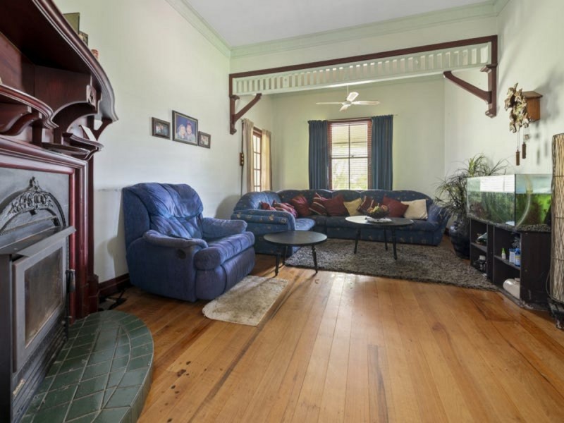 18145 New England Highway, Mount Marshall QLD 4362