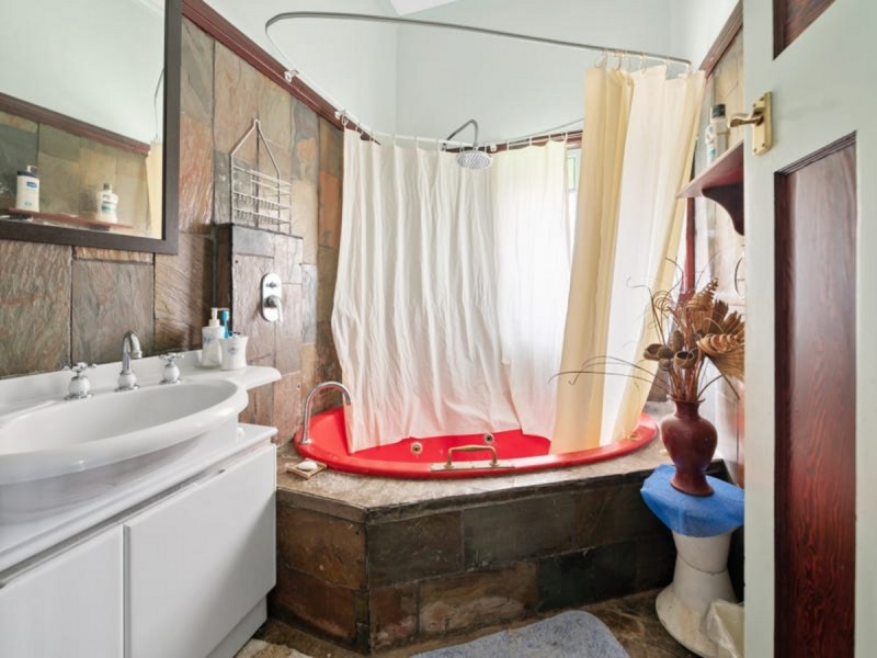 18145 New England Highway, Mount Marshall QLD 4362