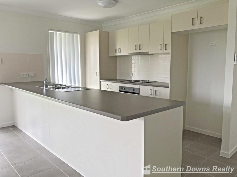 65 Maynes Street, Rosenthal Heights QLD 4370